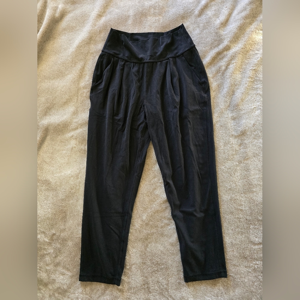 Athleta Classic Black Elation Pants Anckle